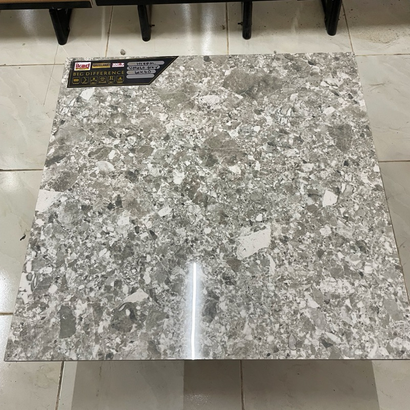 GRANIT 60x60 veneto grey ikad