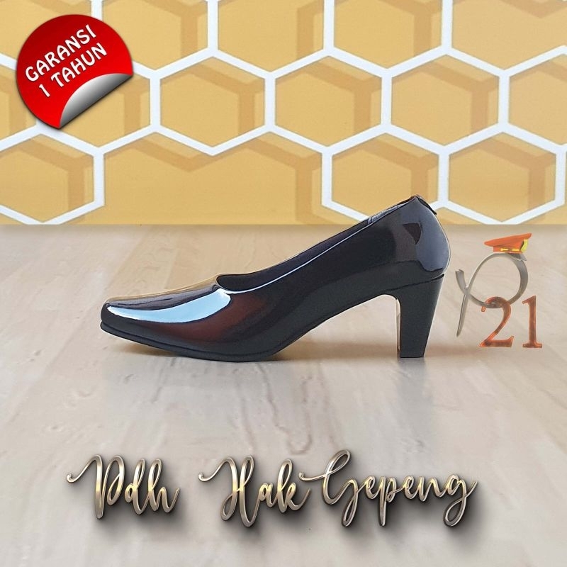 P21 SEPATU POLWAN HAK GEPENG