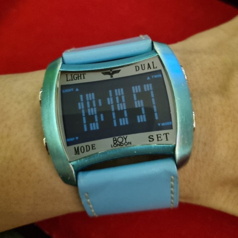 Jam Tangan Boy London Digita Rere Original