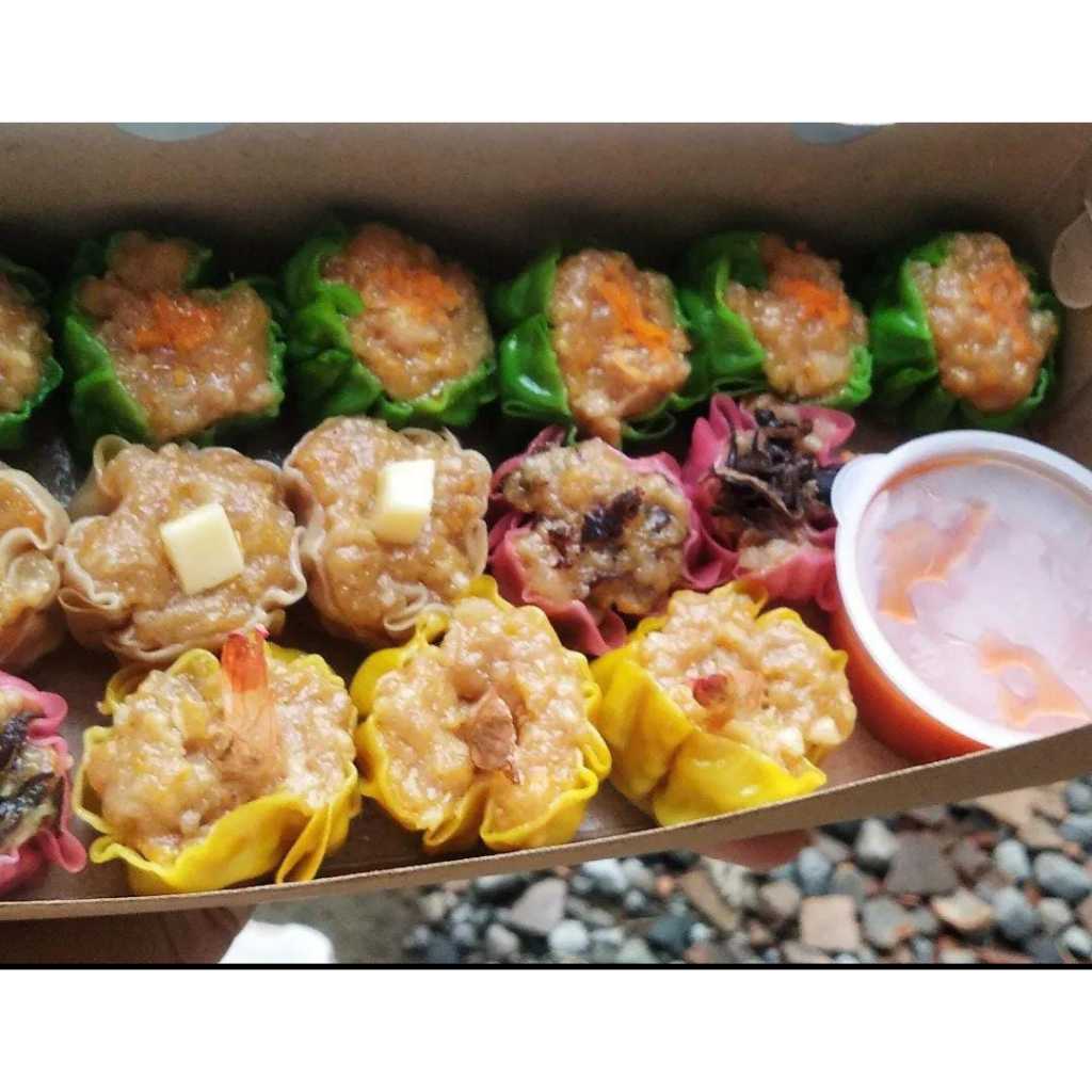 

SIOMAY DIMSUM ISI UDANG KEJU JAMUR WORTEL Frozen Food Beku Cemilan Makanan Olahan Enak