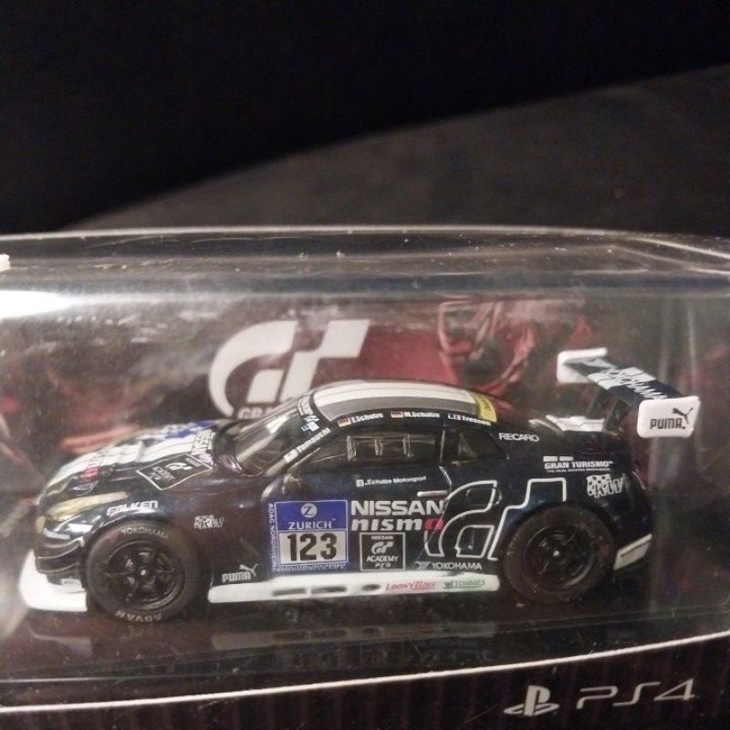 1:64 TARMAC NISSAN GT-R NISMO GT3