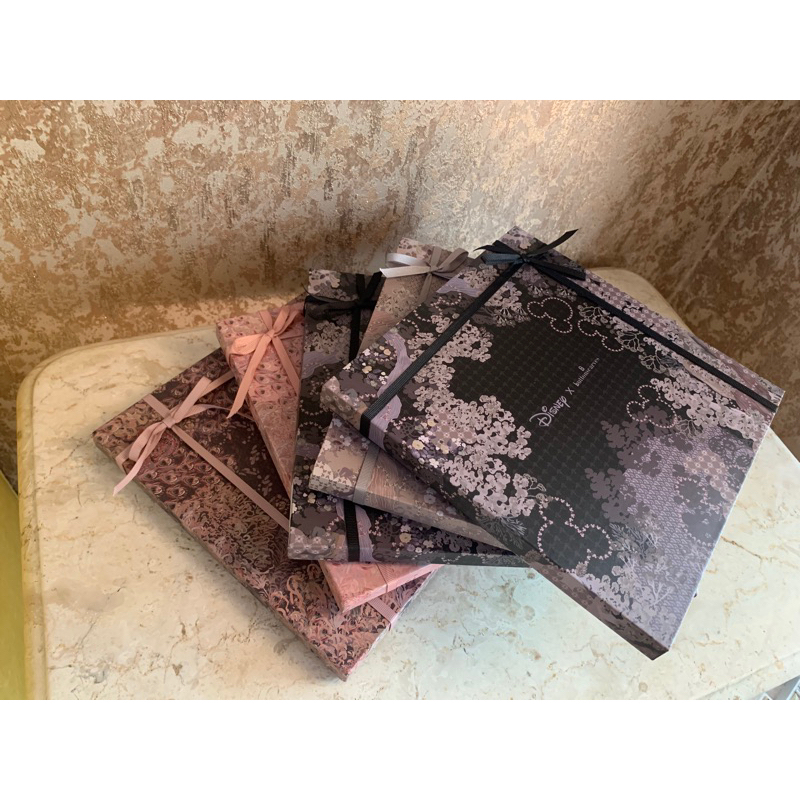 Buttonscarves Jubilation