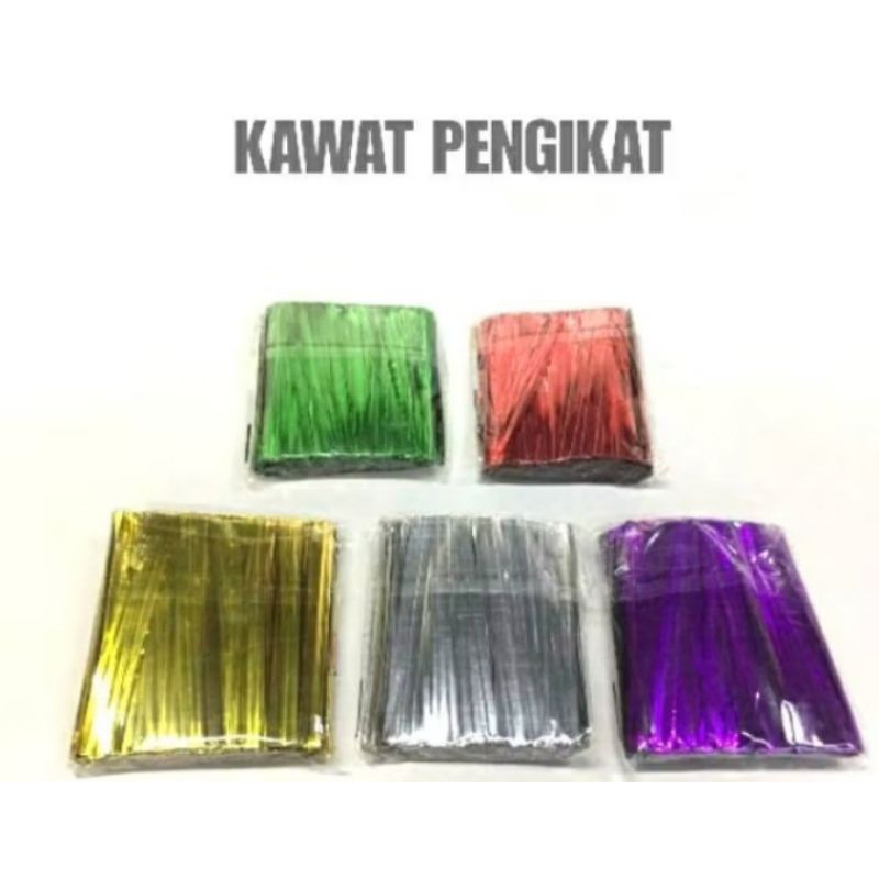 

Kawat Pengikat 8cm pita kawat ( +-750 pcs) Pengikat Lolipop/Bingkisan / Roti