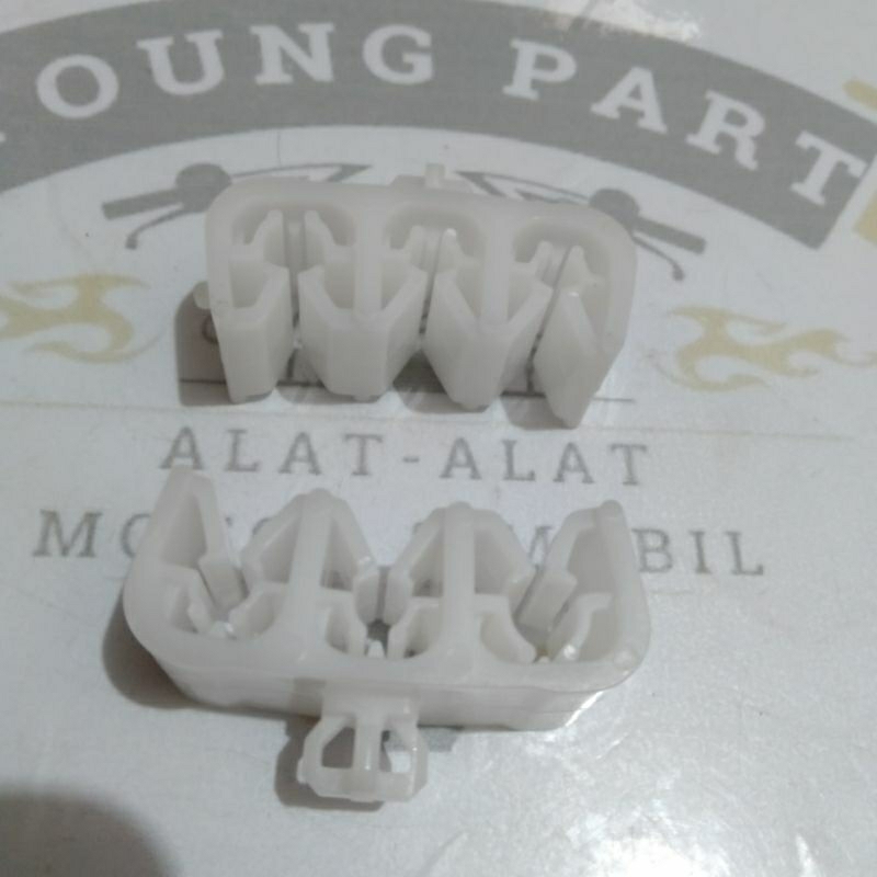 Plastik Klem Body Dudukan kawat pipa Selang kecil kabel dll Lubang 3 diameter Lubang 5m=5m=6m Origin