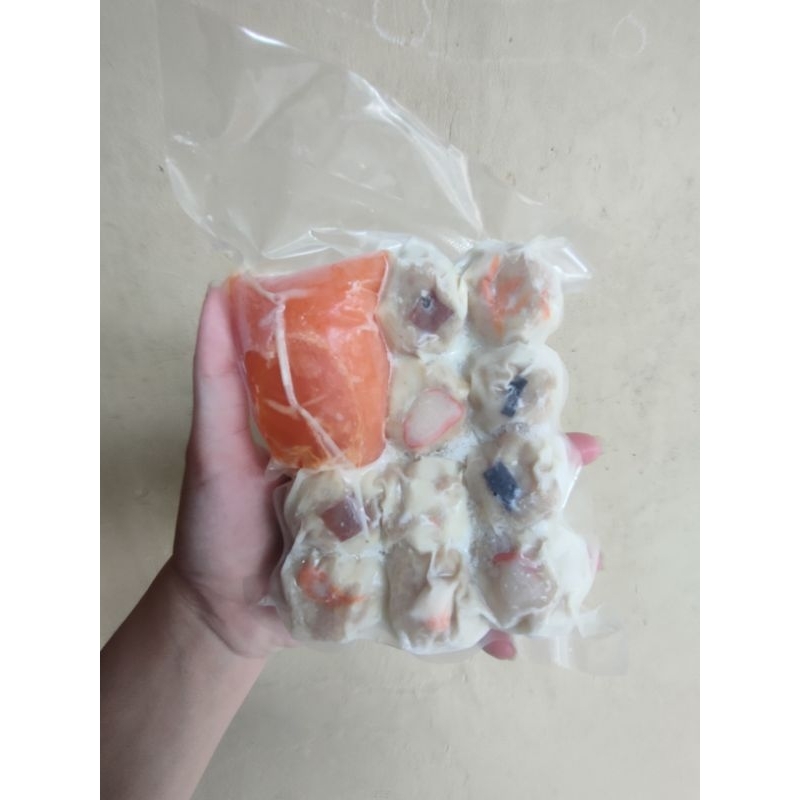 

DIMSUM AYAM FROZEN MIX isi 10 pcs FULL DAGING AYAM