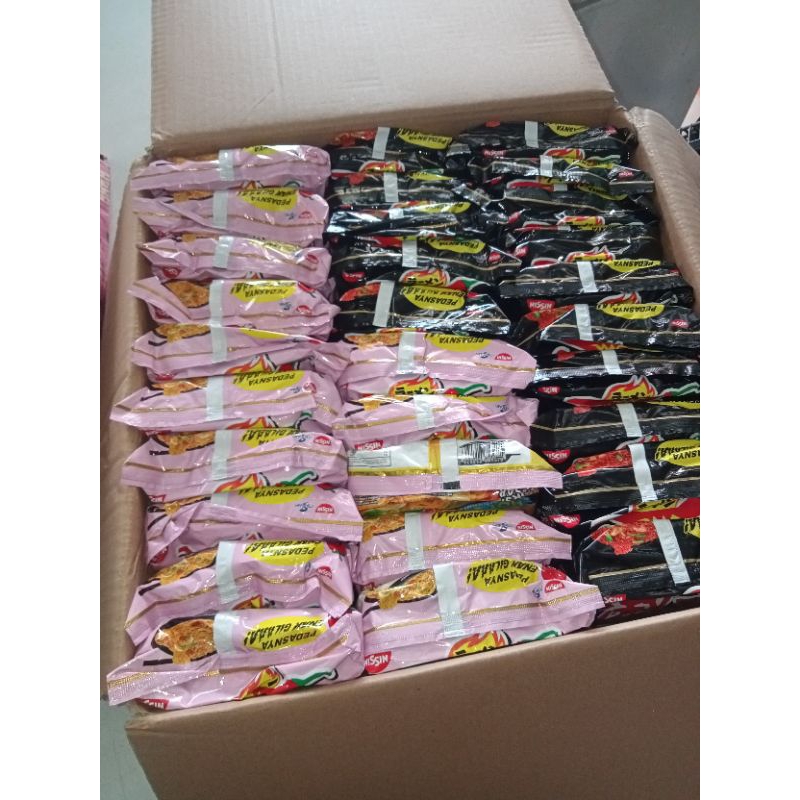 

Ramen pedas Nissin termurahhhhh