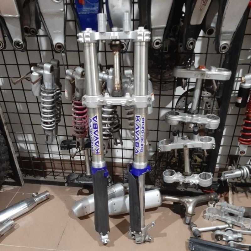 shock depan usd Yamaha YZ 125 250 as 46 mm kayaba segitiga atas racing
