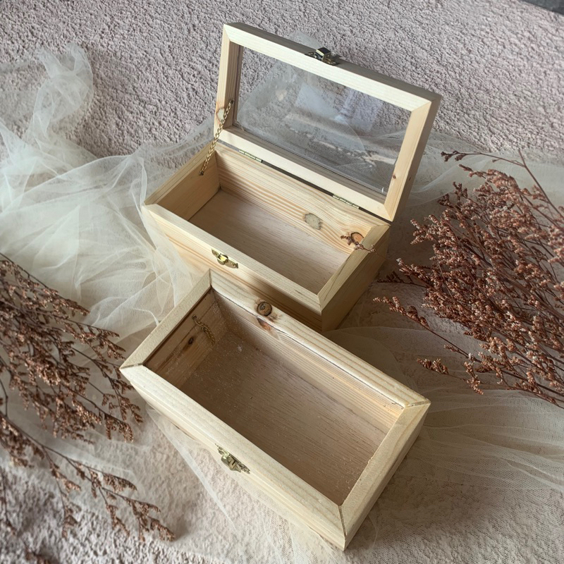 Kotak Uang Jati Belanda Tempat Uang Mahar Pernikahan