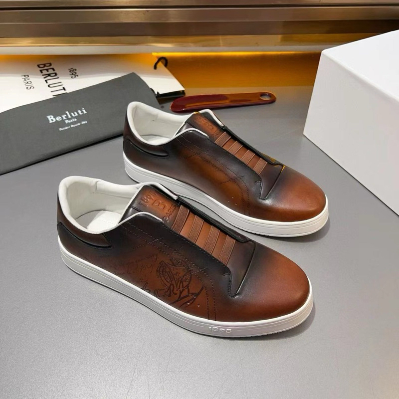 SEPATU PRIA SNEAKERS SLIP ON TAMPA TALI KEREN TERLARIS/SEPATU COWOK KULIT SLIP ON/SEPATU SLIP ON/DE0