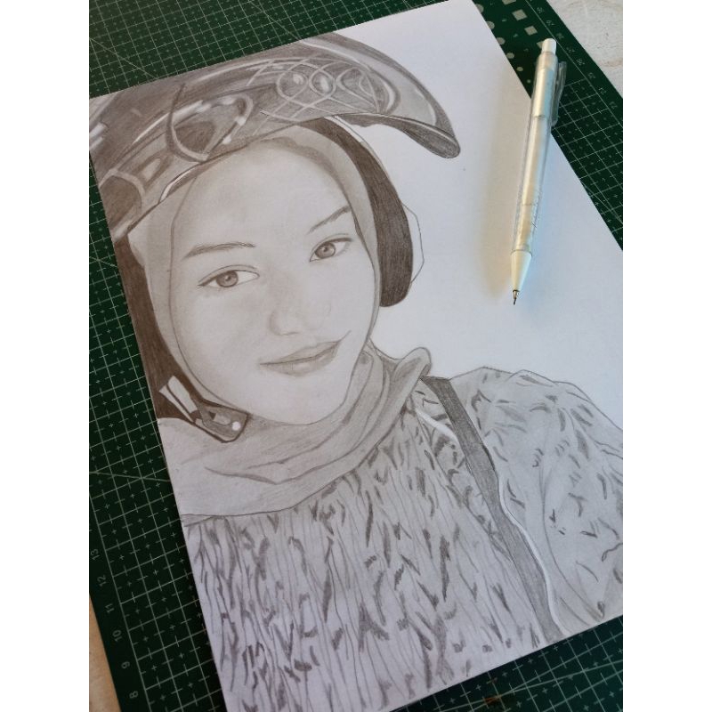 

Sketsa Wajah Kado Lukisan Wajah Free Bingkai A6