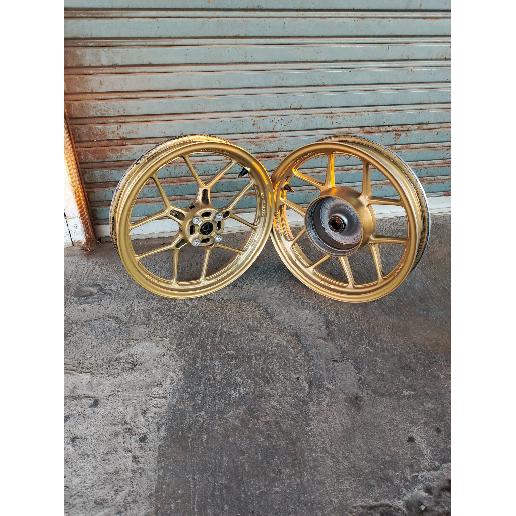 Velg Original Vario Ring 14 Warna Gold PNP Vario 150 125 Old dan New