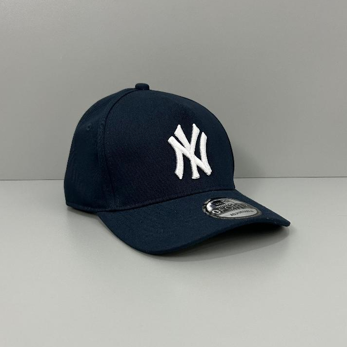 TOPI PRIA/TOPI BASEBALL NY NEVY BORDIR PUTIH