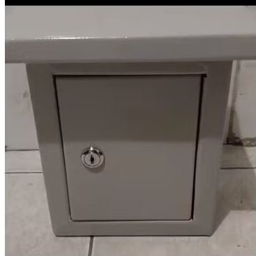 box panel outdoor/topi ukuran 20x17x12