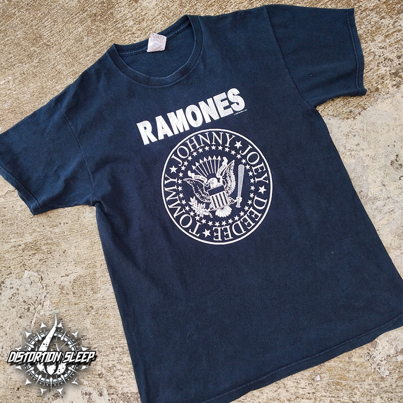 Tshirt Ramones Vintage 2006 Official Merchandise / Second 95% / Size L / Fruit Of The Loom