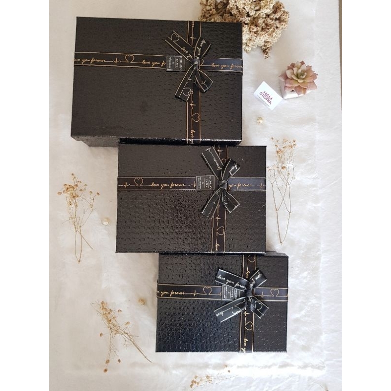 

GIFT BOX LARGE GIFT BOX MEDIUM GIFT BOX SMALL GIFT BOX VALENTINE GIFT BOX HADIAH KOTAK KADO BOX KOTAK HAMPERS