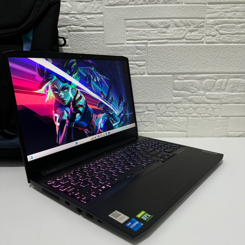Lenovo Ideapad Gaming i5 Gen 11 16GB RTX 3050 165Hz