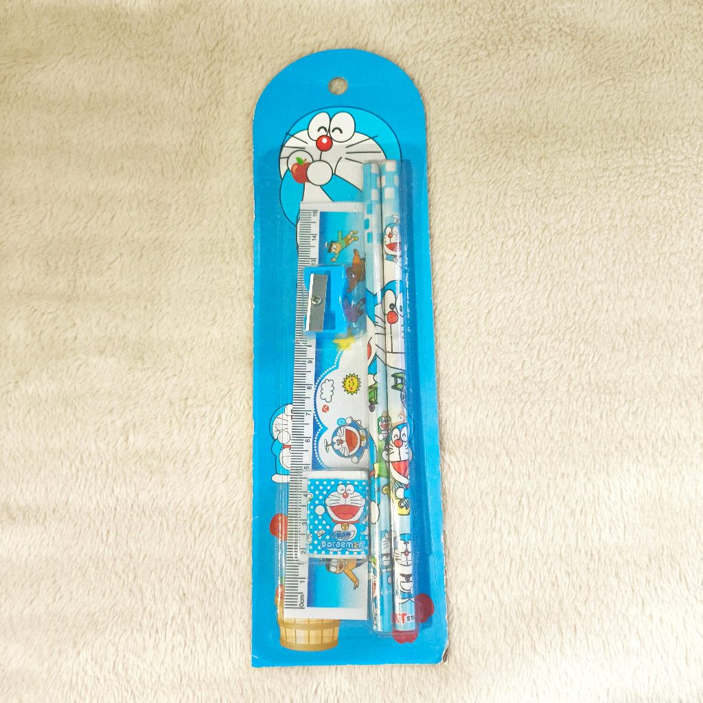 

Stationery Set / Set Alat Tulis Sekolah 5 in 1 Doraemon