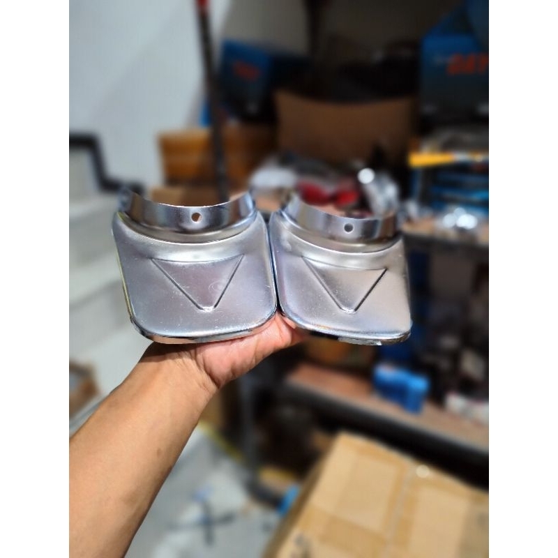 KEPET KEPETAN SLEBOR BELAKANG CB 100 CB 125 GL 100 BAHAN BESI FULL PRES CROOM