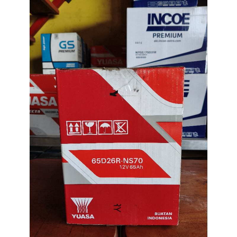 YUASA aki mobil NS70
