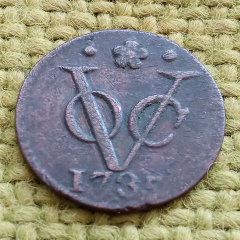 Koin Kuno VOC 1 Duit Holland tahun 1735 variasi bunga Langka