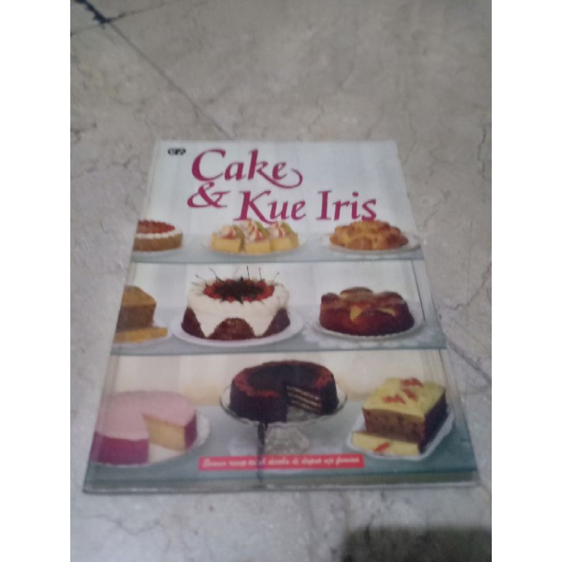 

cake & kue iris