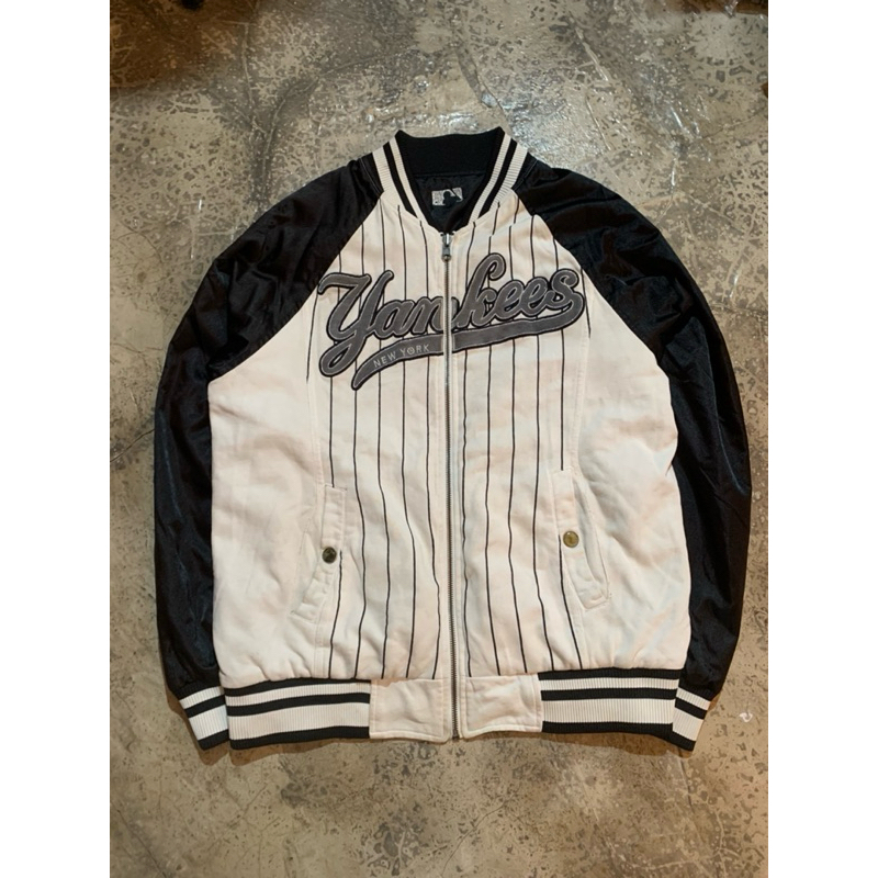 Reversible MLB NY Yankees Varsity Jacket
