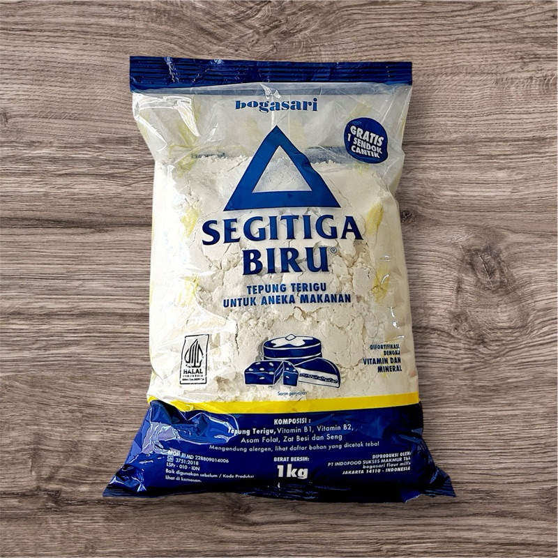 

Terigu Segitiga biru 1kg ekonomis Bogasari