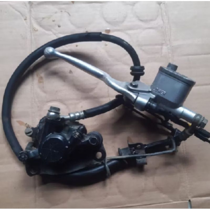 MASTER KALIPER CAKRAM DEPAN YAMAHA MIO J MIO SPORTY MIO SOUL GT MIO M3 COPOTAN ORIGINAL