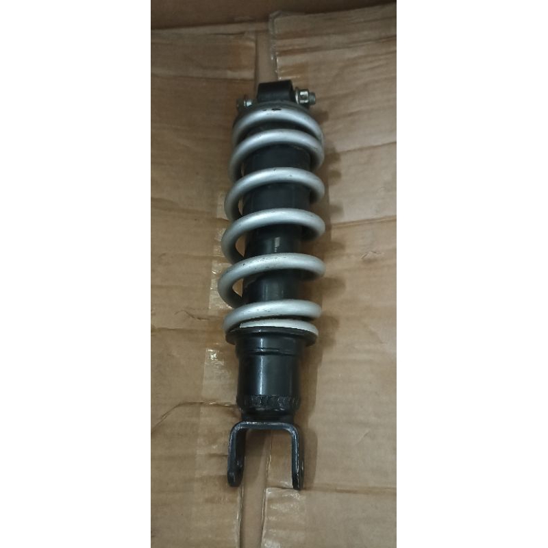 shock belakang r15 v3