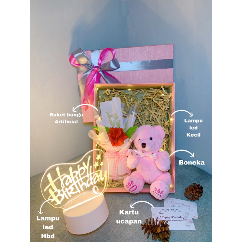 

Hampers box ulangtahun/ flower box ulangtahun/ Gift box cewek premium