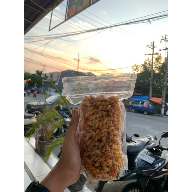 

Cemilanoona - Makaroni uril