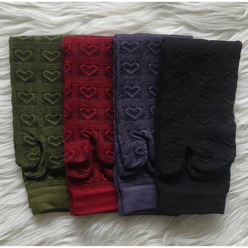 kaos kaki jempol emboss motif timbul hati wanita muslimah dewasa