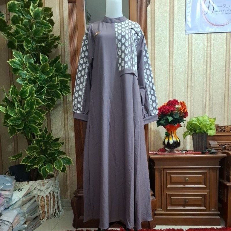 Gamis QUEEN SOVIA twill uniglo strech terbaru.