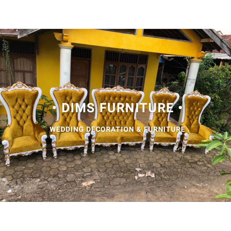 sofa pengantin sultan syahrini jati terbaru / kursi pelaminan syahrini mewah / set sofa pengantin pe