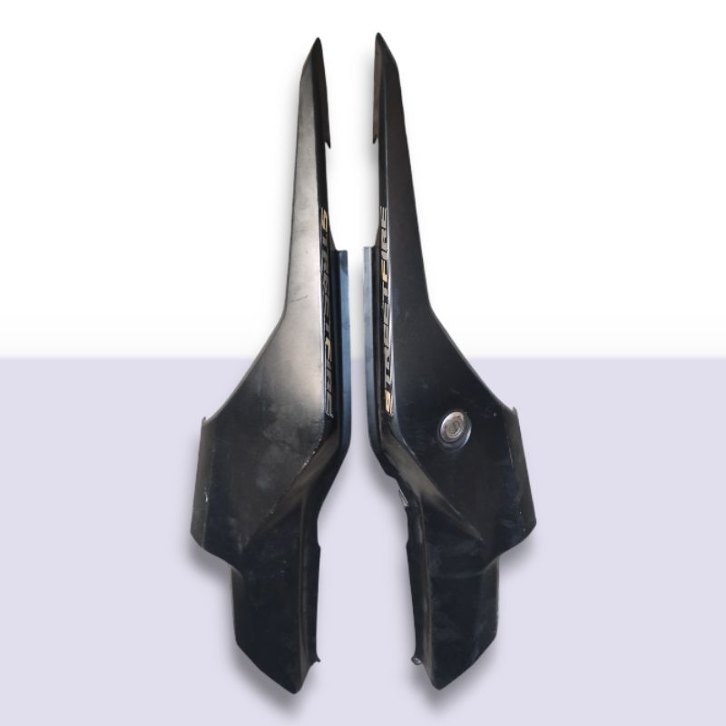 Cover Body Kanan Kiri Honda All New CB 150 R LED USD V4 Asli ORI Original AHM K15P Copotan Motor