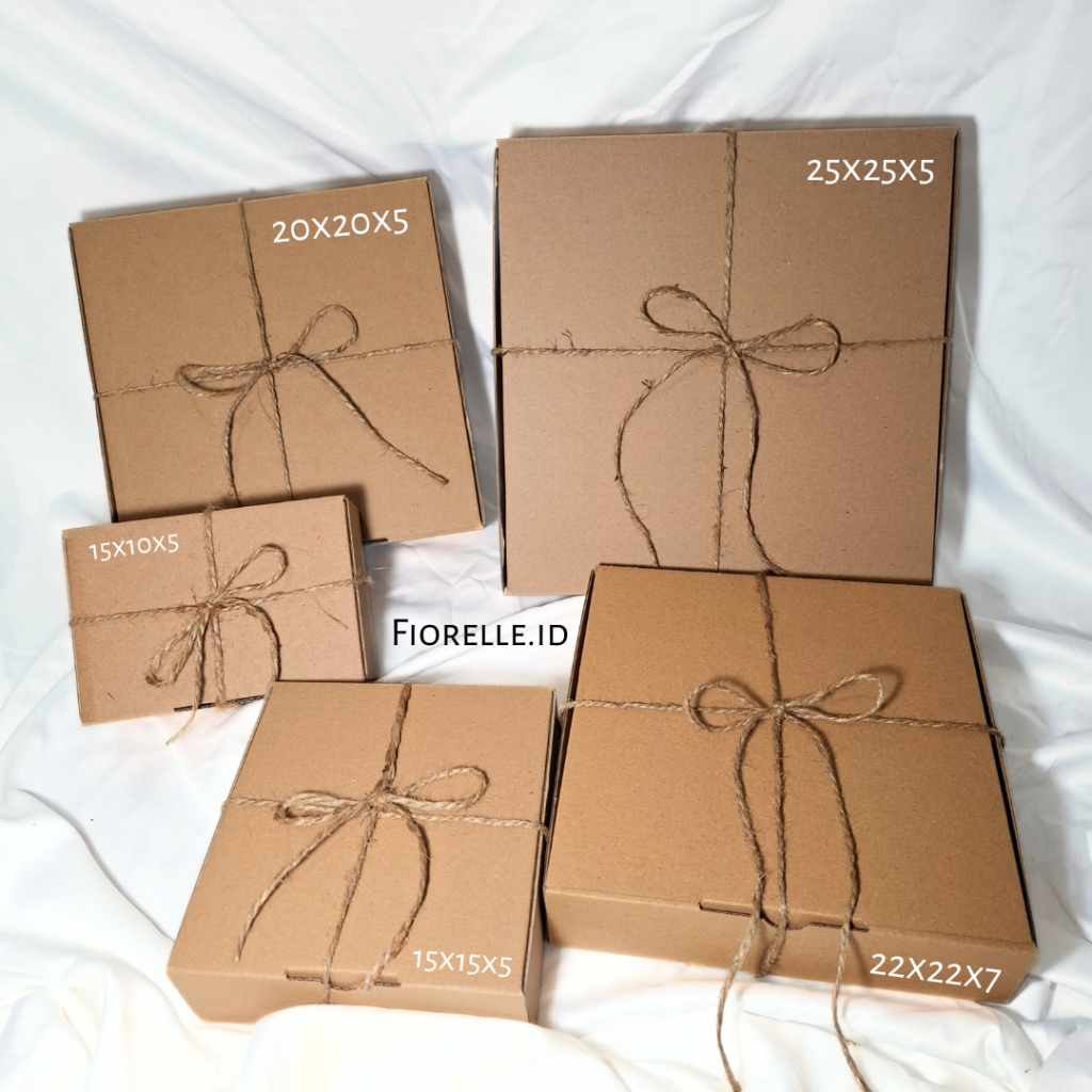 

Paket Gift Box, Hampers, Packaging Online Shop, dll. [BOX POLOS RAMI]