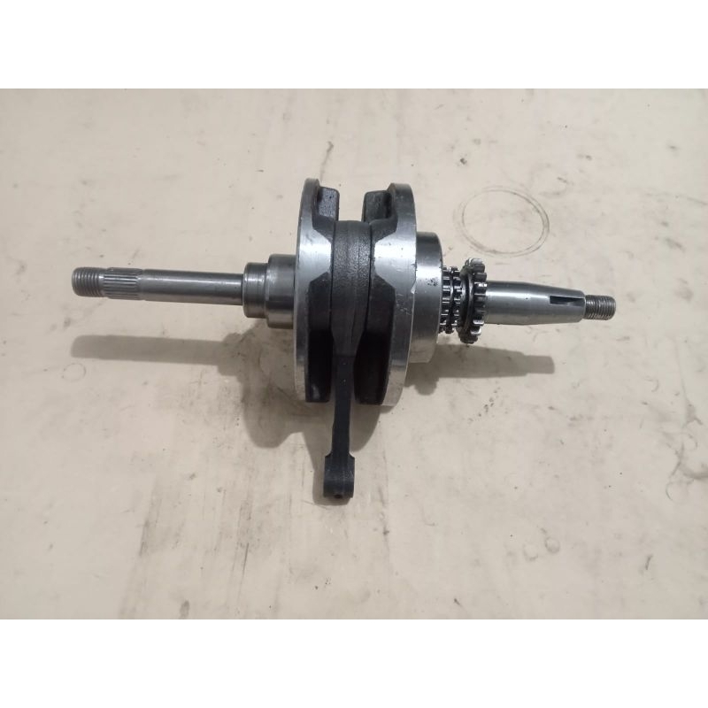 crankshaft bandul stang seher honda vario 125 new pnp vario 125 old K66