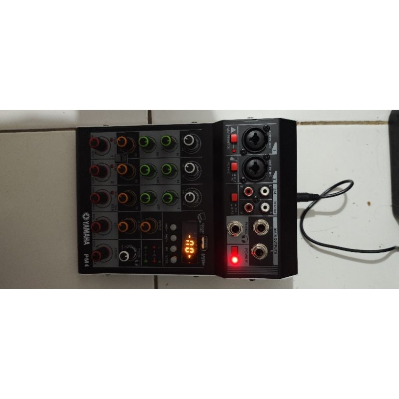 mixer mini YAMAHA PM4 second all normal