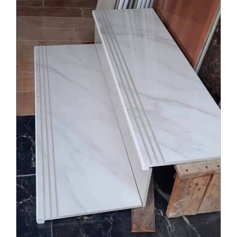 Granit tangga 30x90 dan 20x90 doubel bevel putih corak