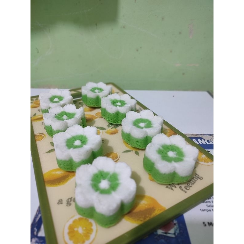 

Kue putu ayu