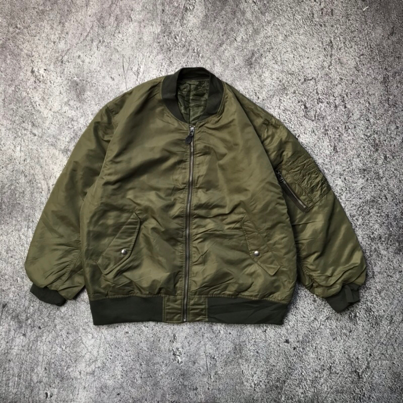 Bomber jaket Gu MA-1