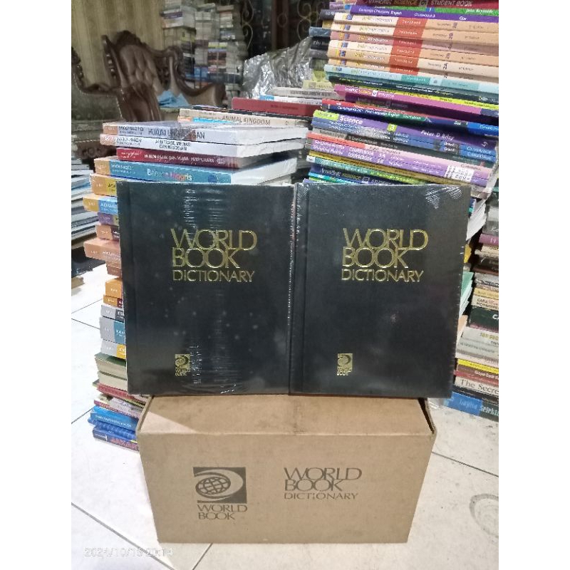 ORI BARU HARDCOVER BUKU WORLD BOOK DICTIONARY A-K DAN L-Z