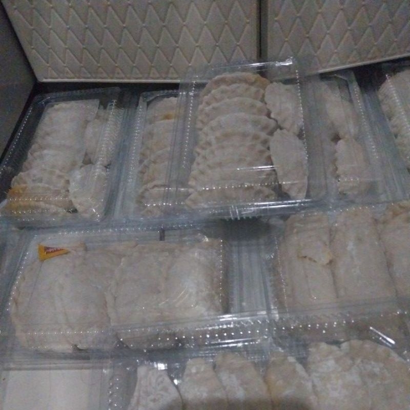 

Cireng isi Ayam Pedas - Sapi Pedas - Bumbu Rujak