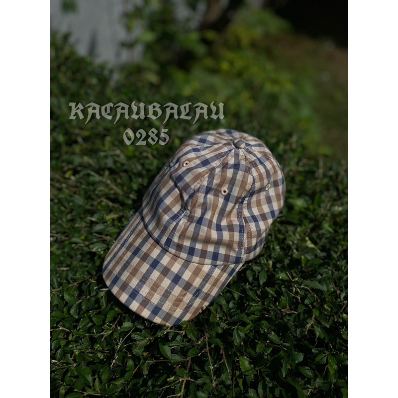 CAPS AQUASCUTUM
