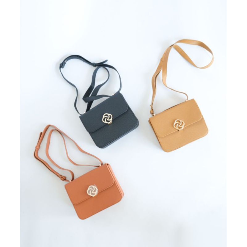 DEENAY BAG SERIES. DIARA BAG. NAIRA BAG. BAG DEENAY. TAS DEENAY TERBARU. DEENAY ORIGINAL