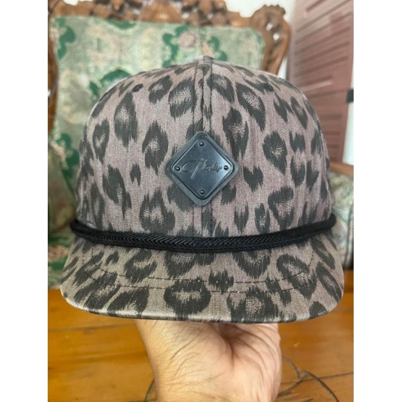 topi playboy original