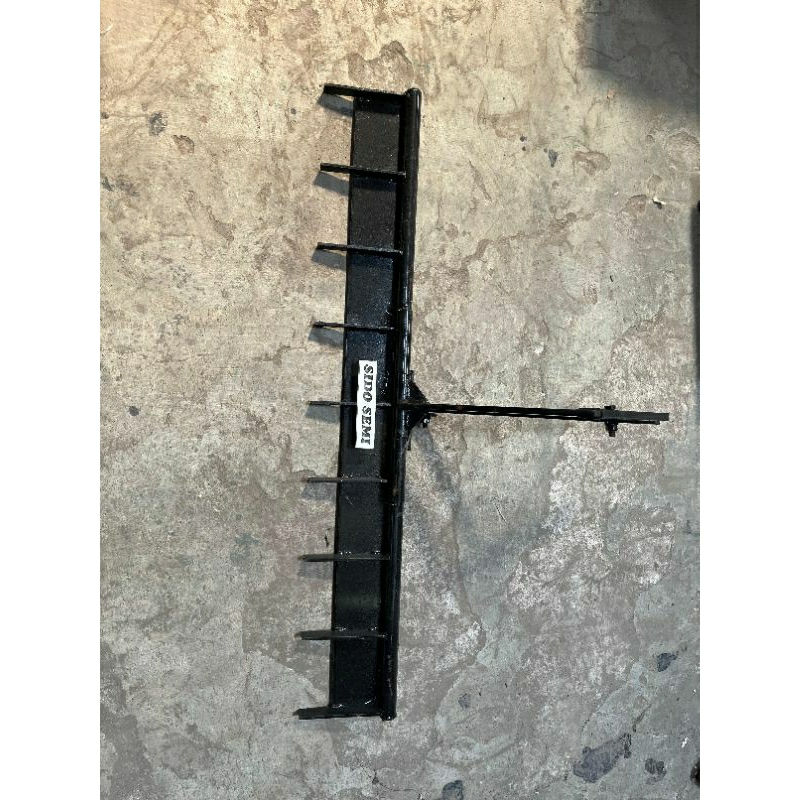 Garu Traktor Cakar Baja Quick