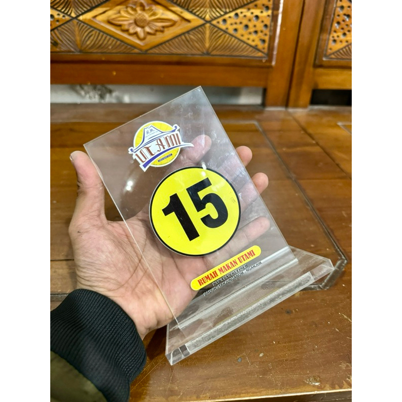 

AKRILIK NOMOR MEJA BISA CUSTOM GAMBAR / FOTO UKURAN 10X15 BAHAN TEBAL