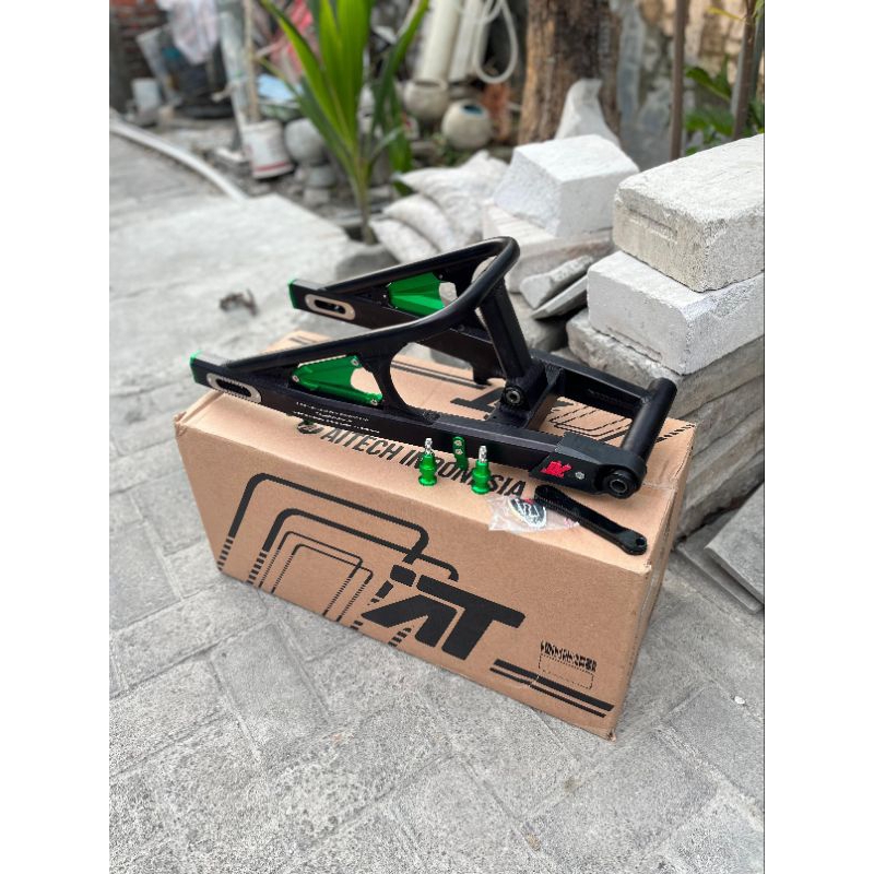Arm Ninja R/SS original Aitech/ Swing Arm Aitech Original Ninja R/SS Hitam Hijau