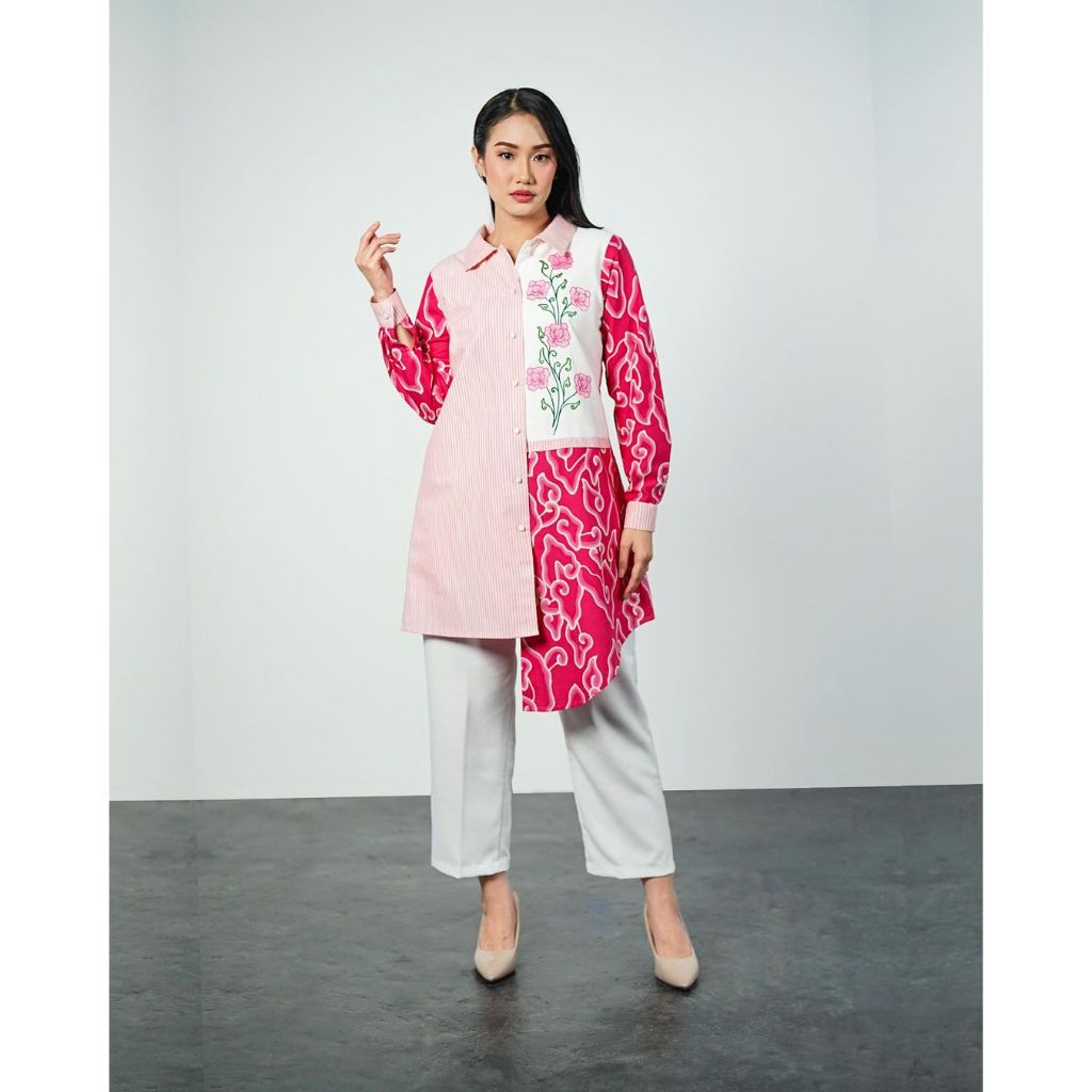 BATIK TRUSMI Atasan Batik Wanita Batik Tulis Blouse Panjang Mega Medung Tulis Premium Qiana